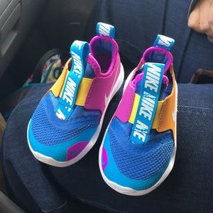 Nike flex runner toddler boys size 5